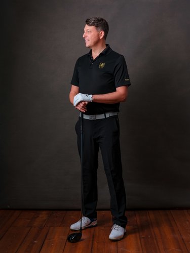 Professionelles Fotoshooting mit einem Golfspieler