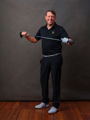 Professionelles Fotoshooting mit einem Golfspieler