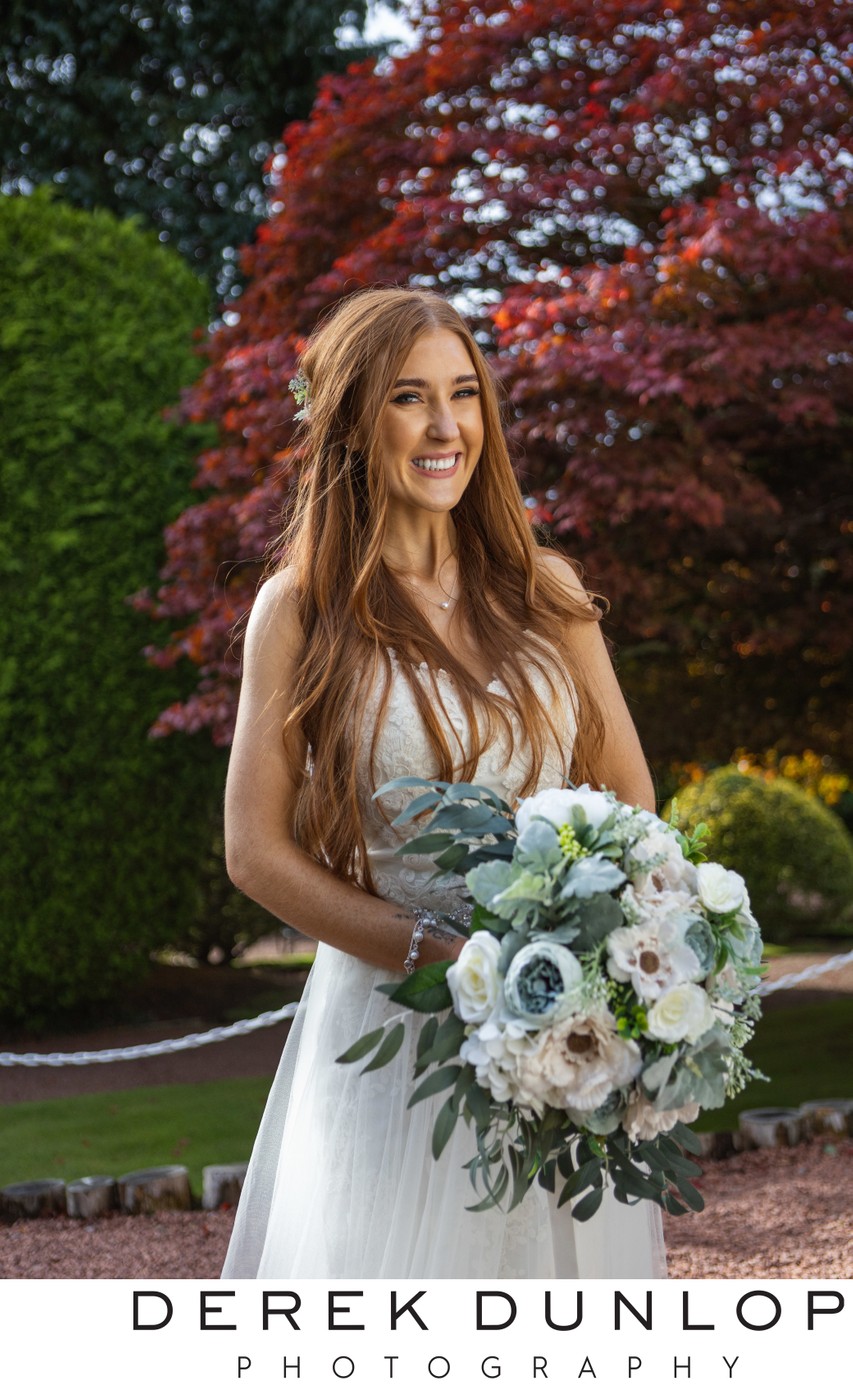 Stylish Ayrshire Bride at her Wedding at Brig O Doon