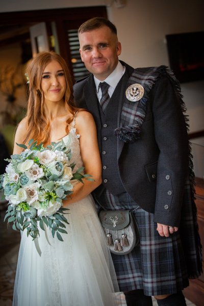 Couple portrait red maple Brig o Doon