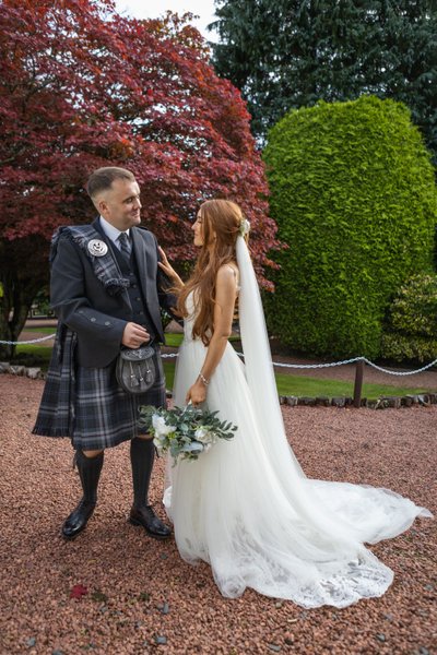 Garden path couple Brig o Doon Alloway