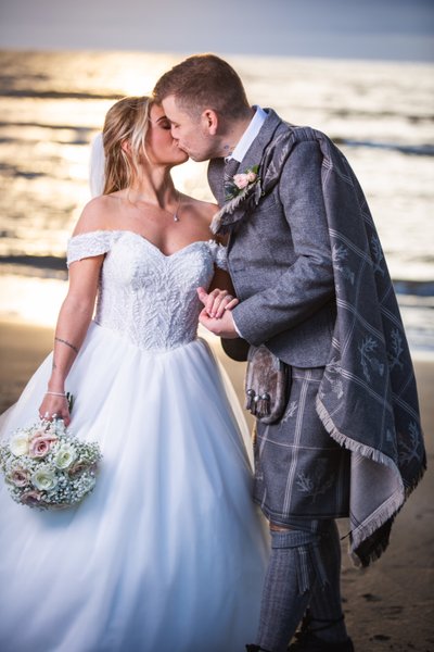 Beach kiss wedding portrait Troon Ayrshire