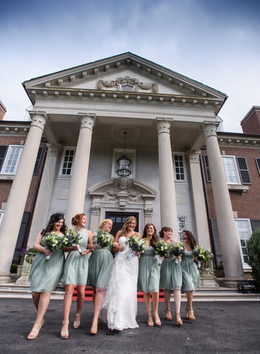 Glen Cove Mansion bride with girls