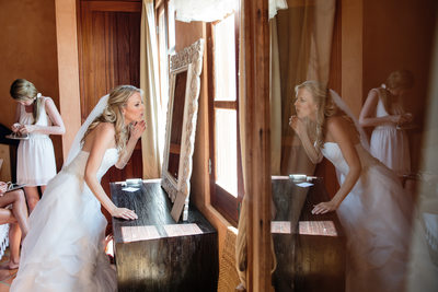 Mirrored Mirror Wedding Photography