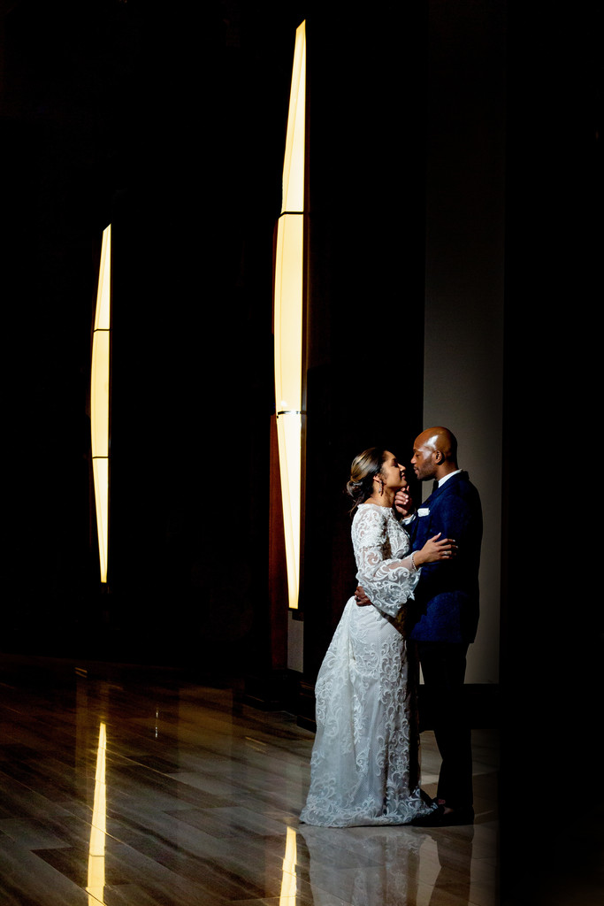 Nashville_Downtown_Hilton_Unique_Indoor_Wedding