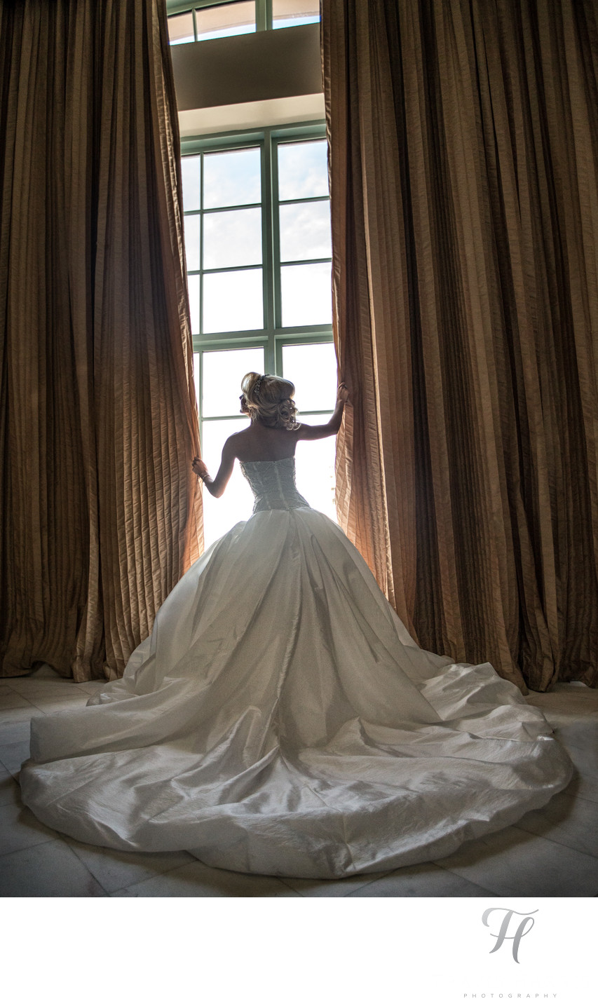 Wedding Photographer for Hotel Colonnade