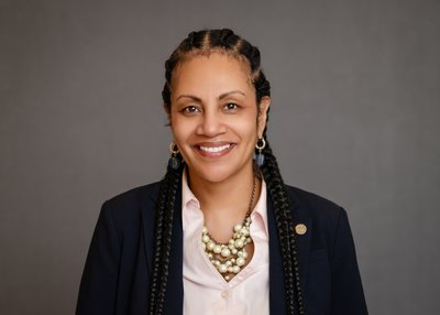 Atlanta Photography Headshot of Woman with Braids