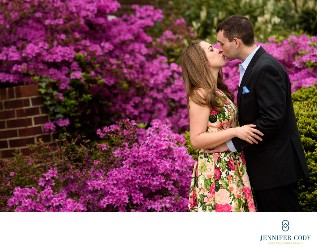 spring engagement session in Old Town Alexandria