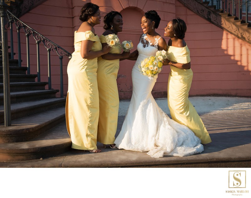 Bridesmaids Brautjungfern mit Braut Schloss Biebrich