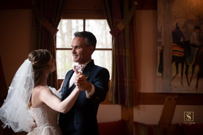 Hofgut Mappen Hochzeitsfotografin der erste Tanz