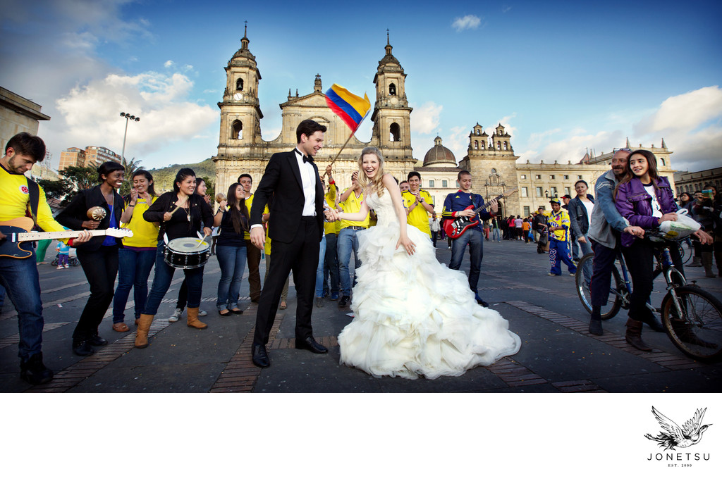 Bogota wedding portrait bolivar square Lazarro gown