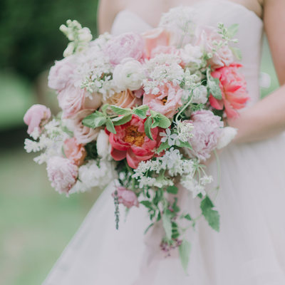 Gorgeous bouquet by Laurie Andrews Design