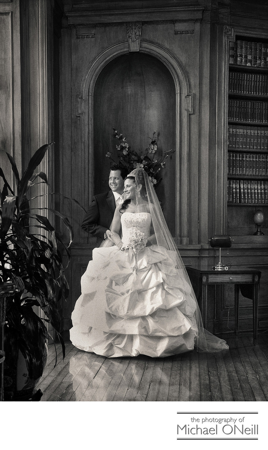 Great Oheka Castle Library Best Wedding Photographer