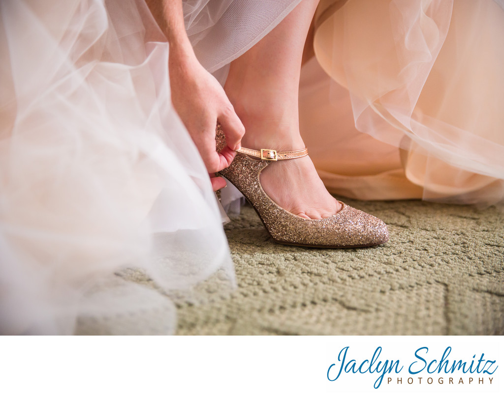 pink sparkle shoes for bride