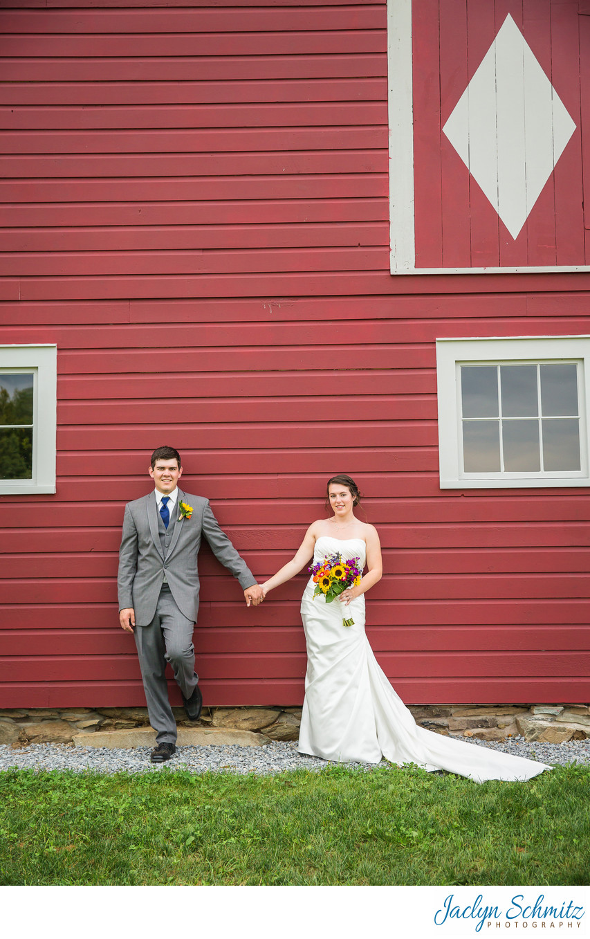 Red barn wedding portraits VT