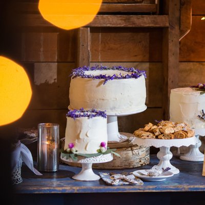 Vintage cake display southern wedding VT