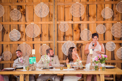 creative backdrop ideas for wedding toasts