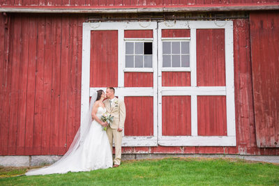 Red wedding barn photos Vermont