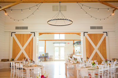 Upscale wedding barn VT
