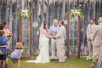 Outdoor wedding ceremony Franklin County Field Days