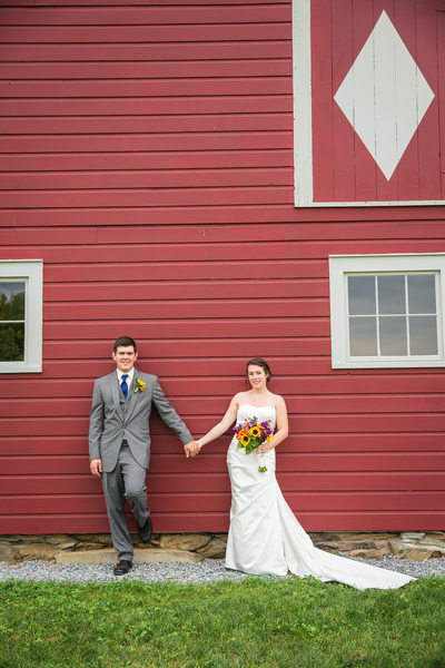 Red barn wedding portraits VT