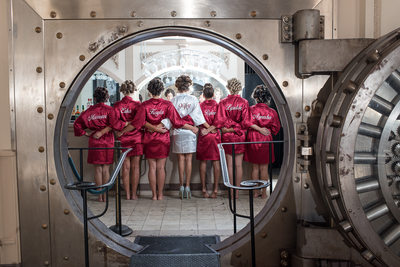 Bridesmaids with ropes in the vault, Treasury on the Plaza