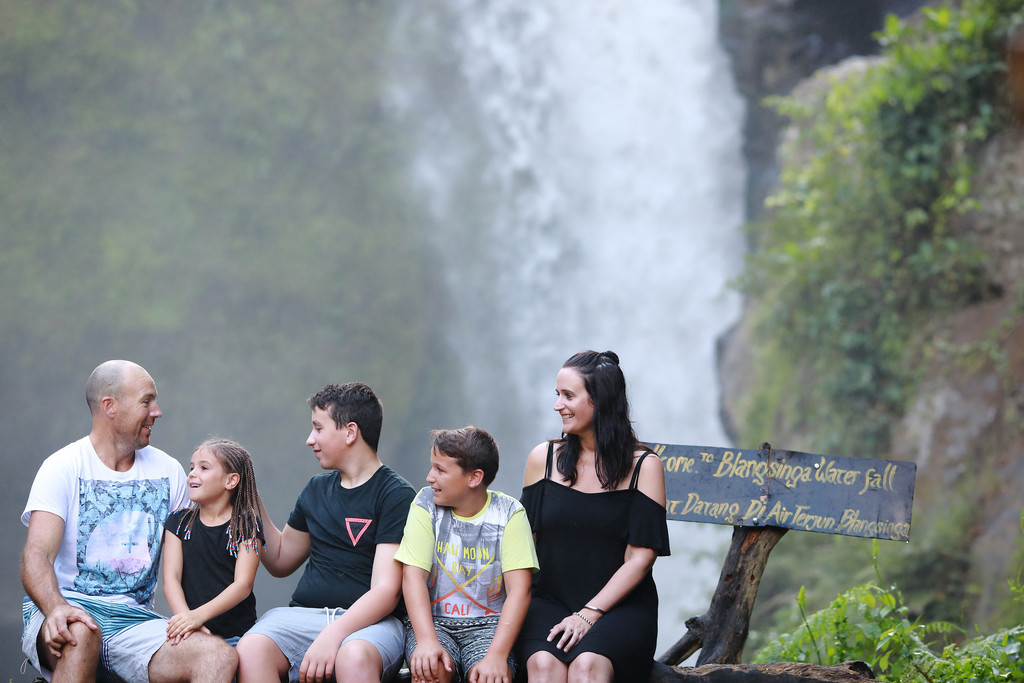 Tegenungan Waterfall Bali Family Photographer