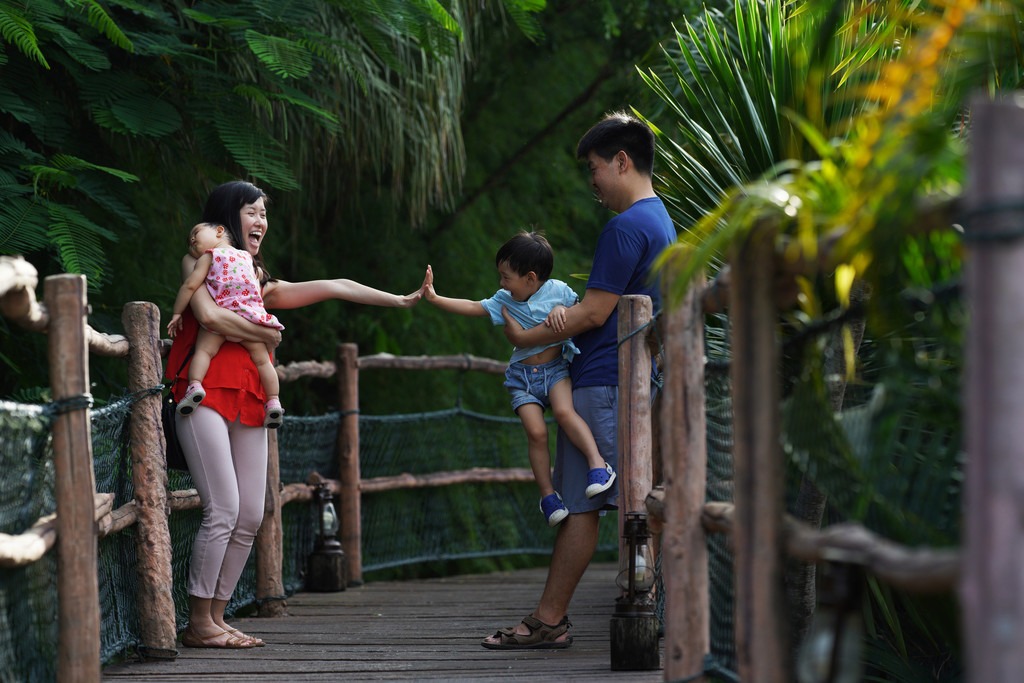 Bali Zoo Family Photography
