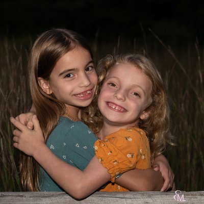 Sibling shoot, sisters, Erin Malcolm Photography