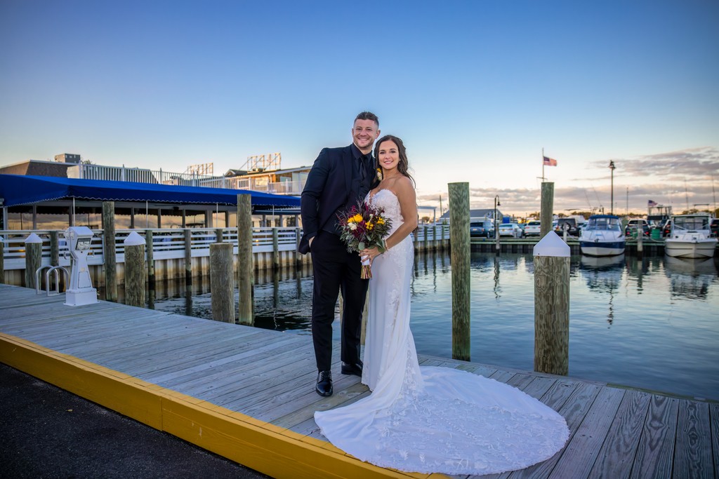 Capt Bill's waterfront wedding photographer