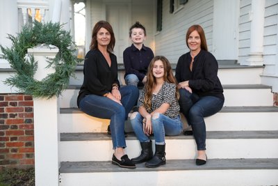 Best Great River family portrait photographer