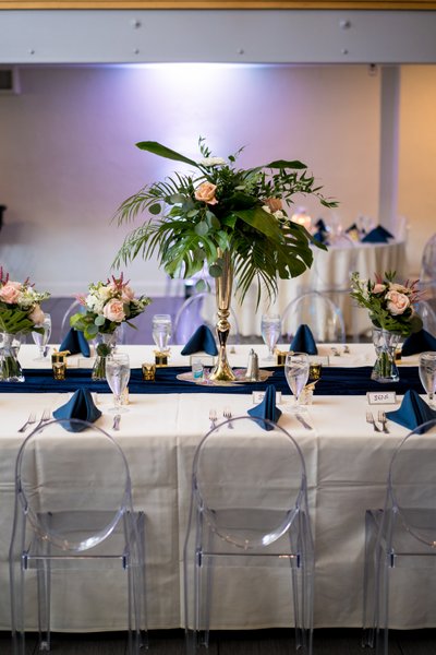 Leshers flowers at St Louis wedding at Majorette