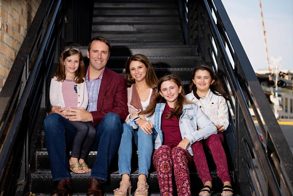 Wayzata Depot Family Photographer