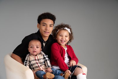 Sibling Portraits in Minnetonka