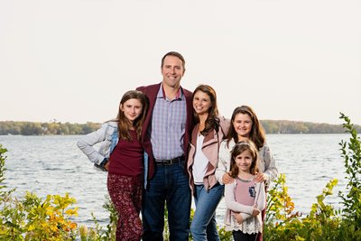 Lakeside Family Photos in Wayzata
