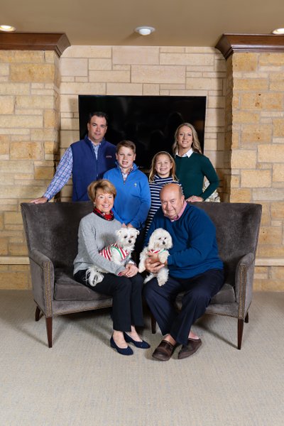 Extended Family Photos with Pets