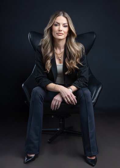 Modern Business Portraits of Women