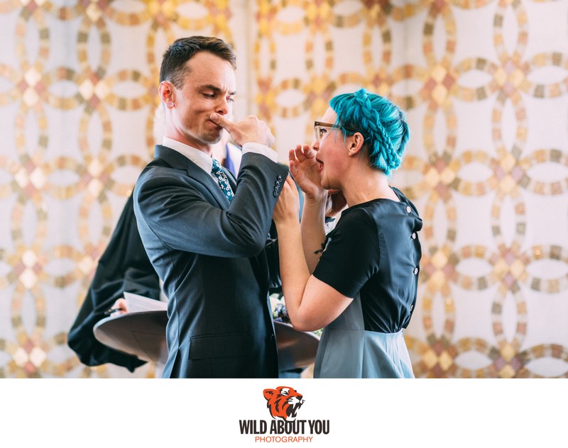 elopement photographer Oakland city hall