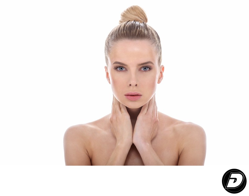 Donn Thompson Beauty Photographer-Amanda-Makeup Artist