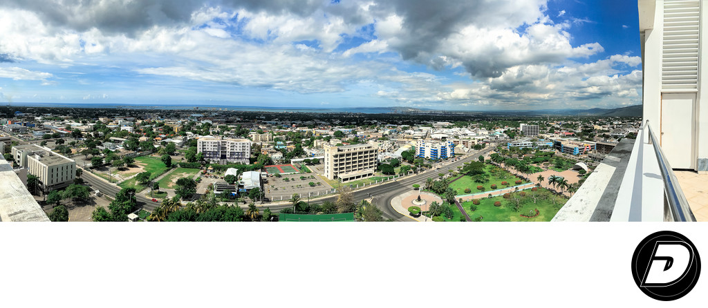 Jamaica Wide Angle Photo-Dracinc | Donn Thompson