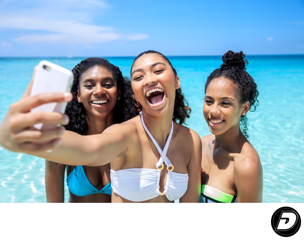 Paradise Island Selfie 