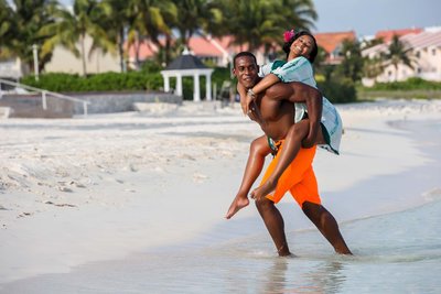 Lovers On Beach Lucaya Hotel New York Photographer