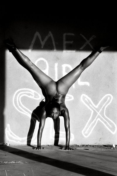 Lifestyle - Harlem Renaissance Photographer DracInc