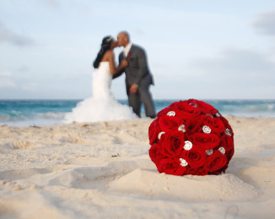 beach destination wedding photographers