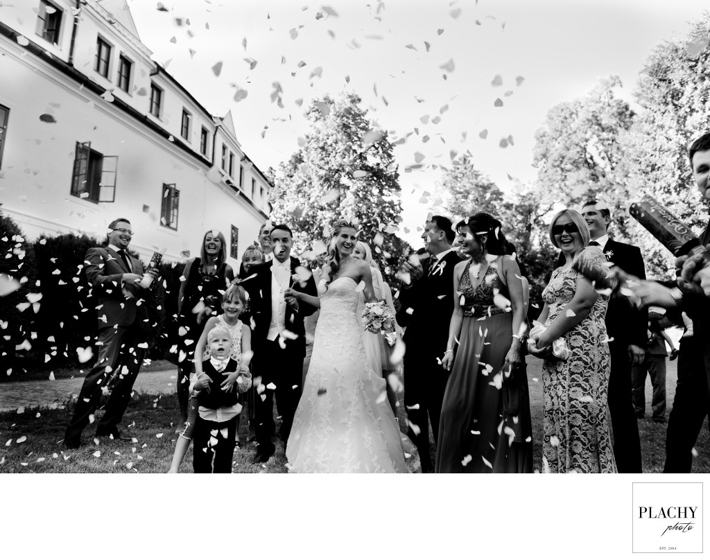 Bride Groom Celebration Wedding In tuscany italy