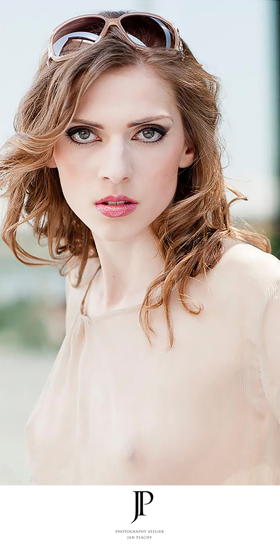 Fashion Photography Young Girls Exterior City