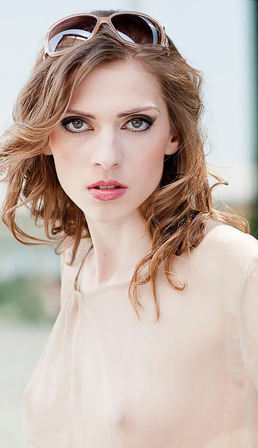 Fashion Photography Young Girls Exterior City