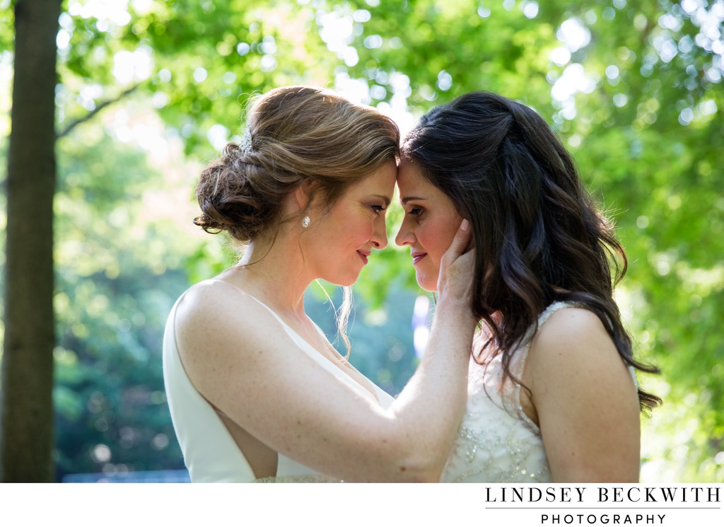 Cleveland wedding photographer - Lindsey Beckwith
