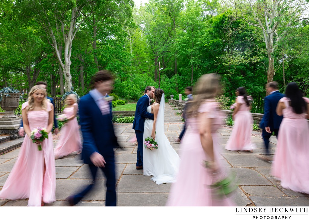 Cleveland wedding photographer - Lindsey Beckwith