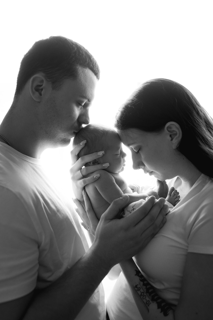 Lifestyle Newborn Photos in Delaware